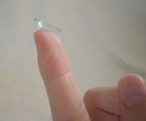 Palm Beach Store Owner Jailed for Improperly Selling Contact Lenses Palm Beach Store Owner Jailed for Improperly Selling Contact Lenses